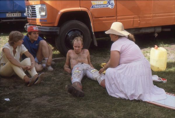 Hawkstone GP 1983. Helle kotteli kuskeja.